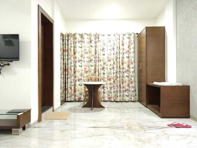 Others 4, Hotel Geetanjali, Hoshangabad