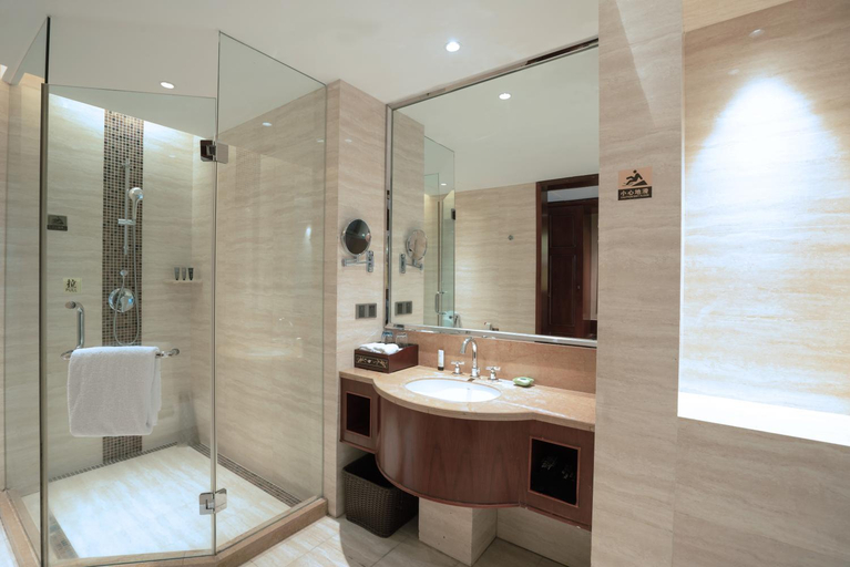 Bathroom 2, Putian C&D Hotel, Putian