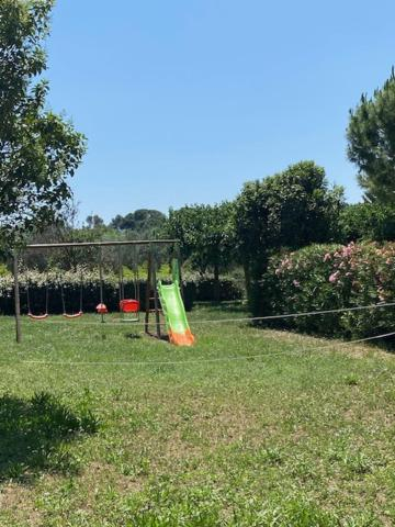 Playground, Les Oliviers, Hérault