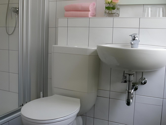 Bathroom 4, Hotel Brandenburger Hof, Köln