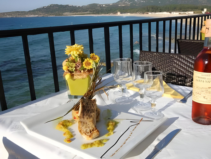 Food & Drinks 5, Hotel de la Plage Santa Vittoria, Haute-Corse