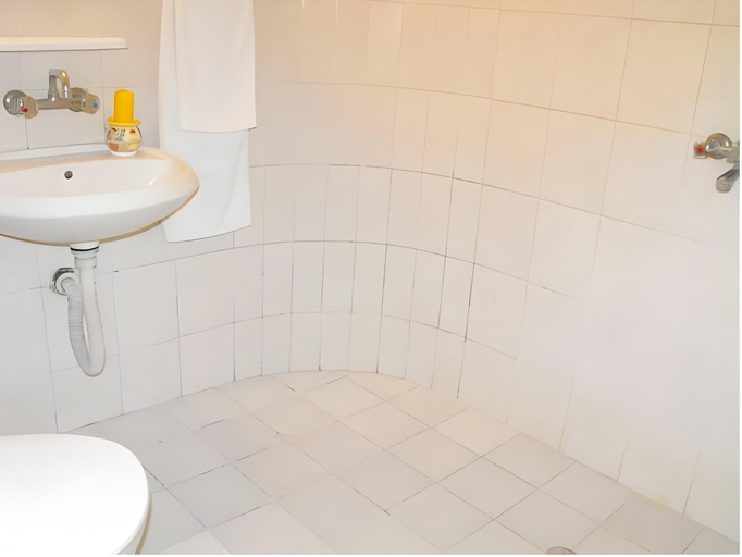 Bathroom 3, Alba Family Club Hotel, Primorsko