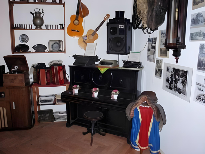 Others 5, Hotel garni am Thuringer KloßTheater, Gotha