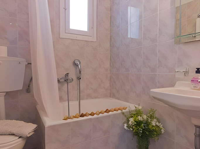 Bathroom 5, Louis Studios, South Aegean