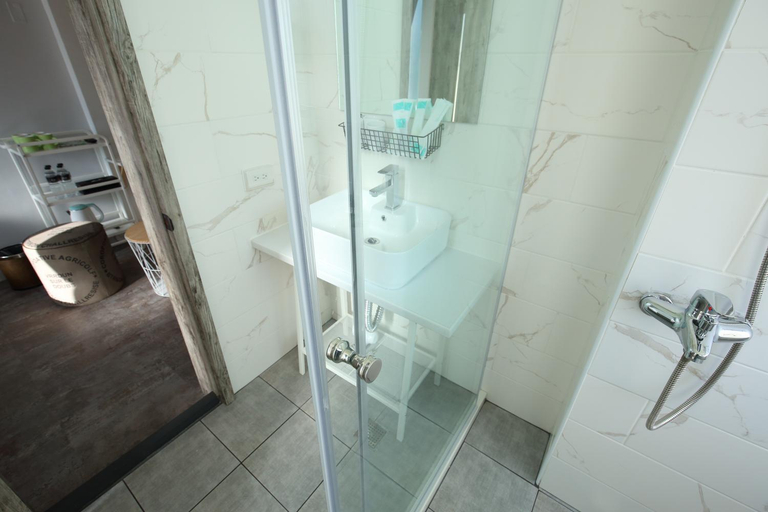 Bathroom 3, Romantic Time, Hualien