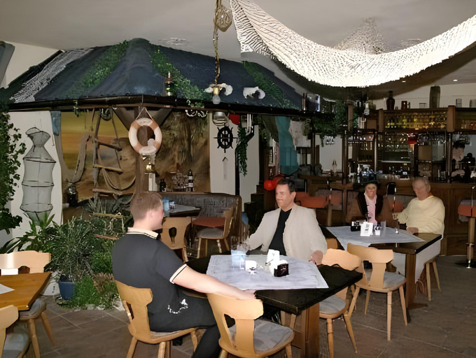 Others 4, Hotel Kiebitz an der Ostsee, Rostock