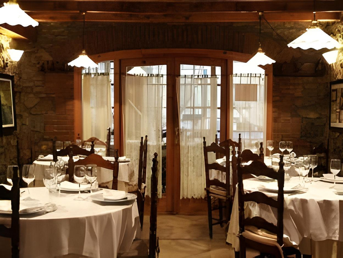 Food & Drinks 3, Aero Hotel Cerdanya Ca L'eudald, Girona
