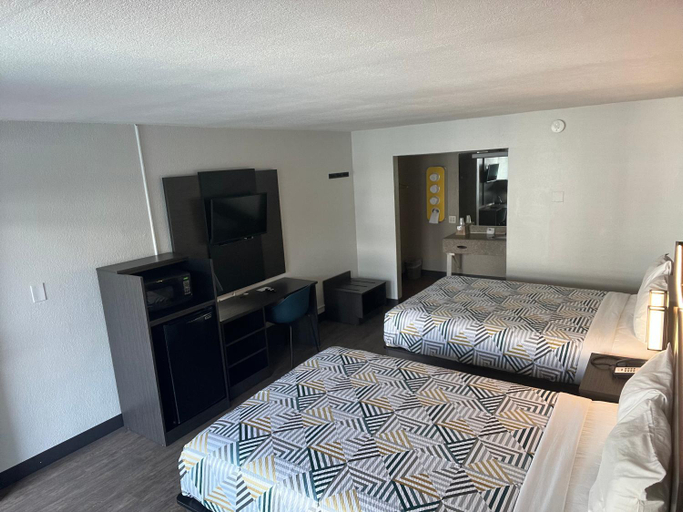 Bedroom 3, Motel 6 Glendale, AZ, Maricopa