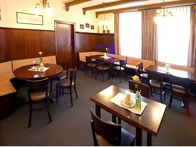 Food & Drinks 5, Hotel Kv Hl, Neumünster