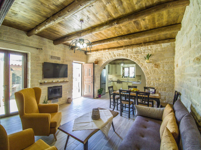 Others 4, Christine Countryside House - Fully renovated with all modern comforts, Crete