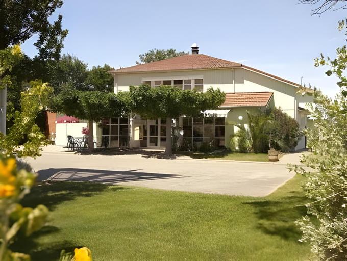 Exterior & Views 1, Fasthotel Avignon Nord Le Pontet, Vaucluse