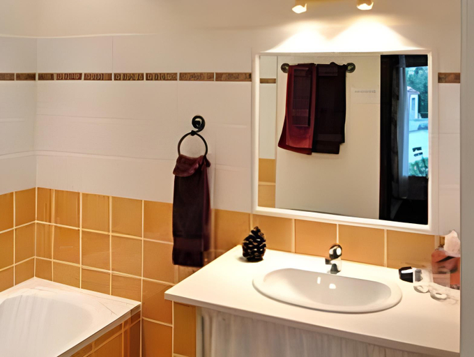 Bathroom, La Bastide Des Pins, Gard
