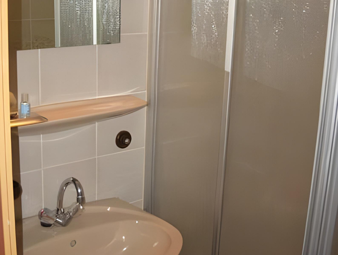 Bedroom 2, Urberacher Hof, Offenbach