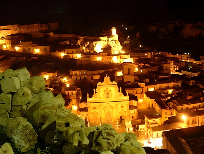 Others 5, Le dimore di Giulia con giardino, Ragusa