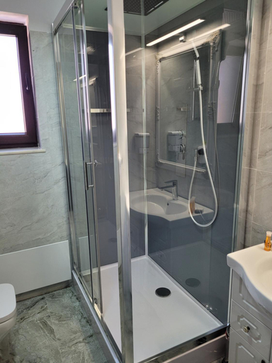 Bathroom 3, LOTUS Boutique, Deva