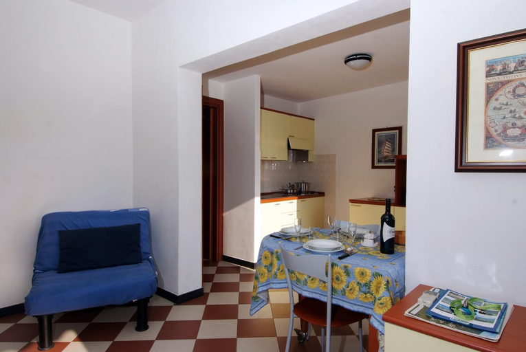 Dining Room 11