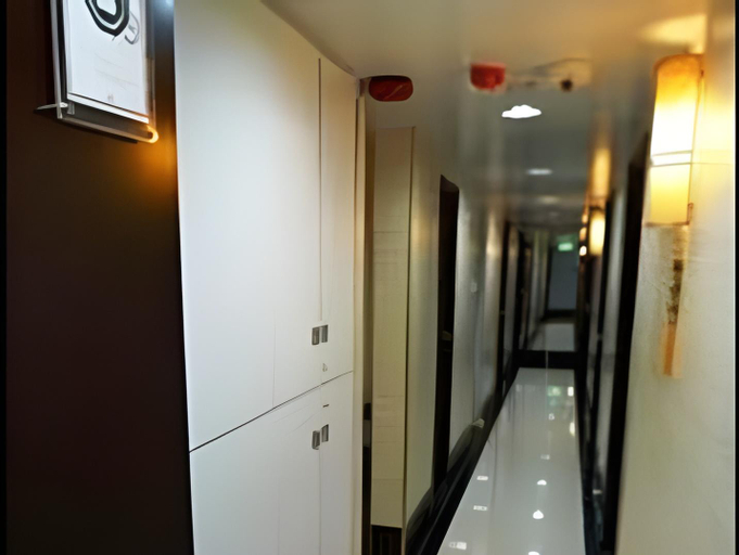 Others 5, New Fortunate Guest House, Kowloon