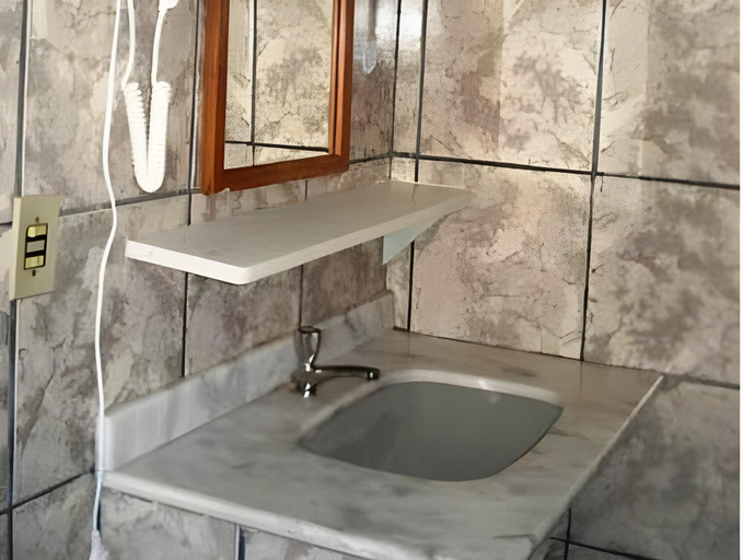 Bathroom 2, Hotel Pousada XV, Blumenau