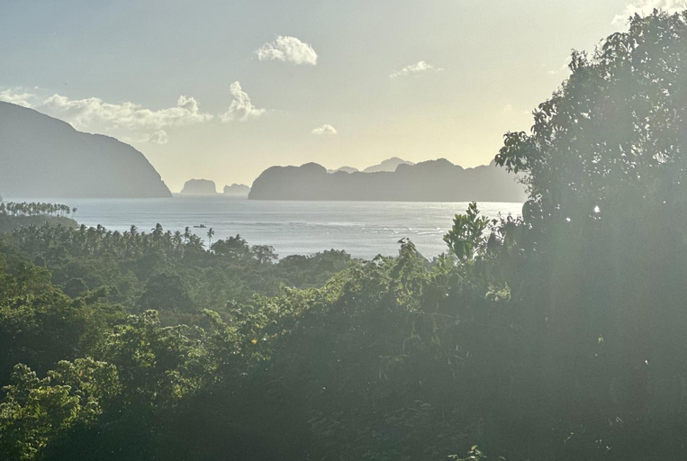 Others 5, TukoKubo, El Nido
