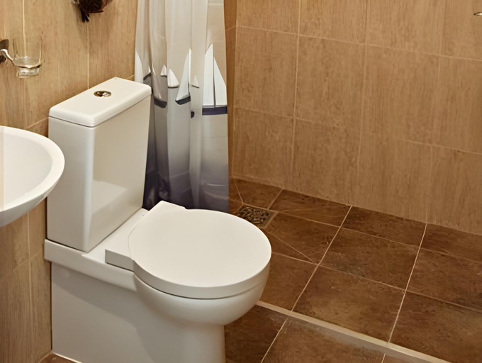Bathroom 2, Admiral, Sankt-Peterburg gorsovet