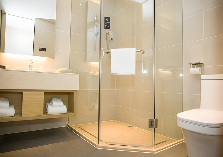 Bathroom, City Comfort lnn Dayi High-speed Railway Station, Chengdu