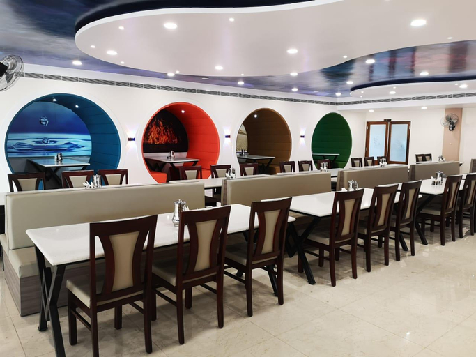 Food & Drinks 4, Silver Stone Park Resort, Thoothukkudi