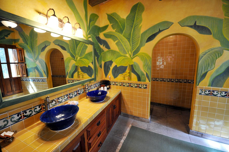 Bathroom 4, Hacienda de Los Santos, Álamos