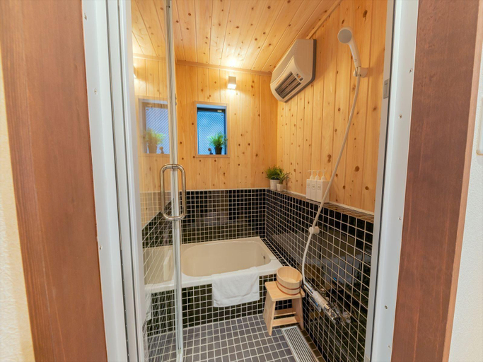 Bathroom 3, Yadoya Hakuteian, Taitō