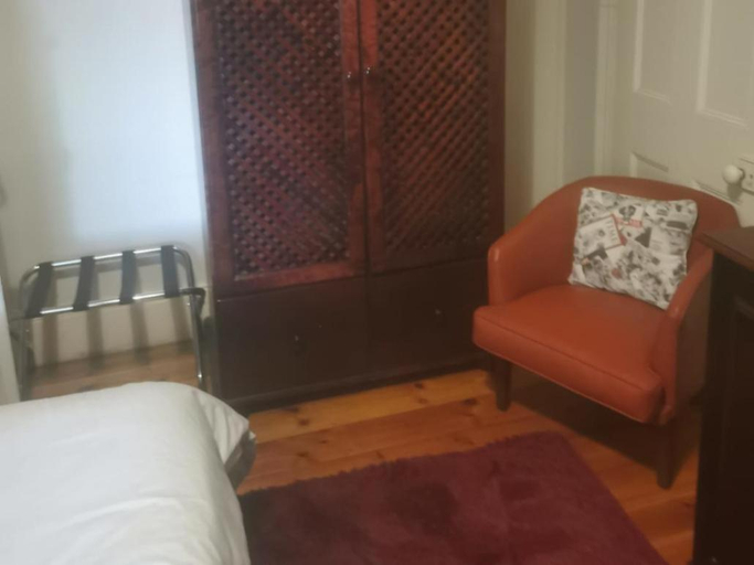 Others 2, Tom's Place Guest House, Thabo Mofutsanyane