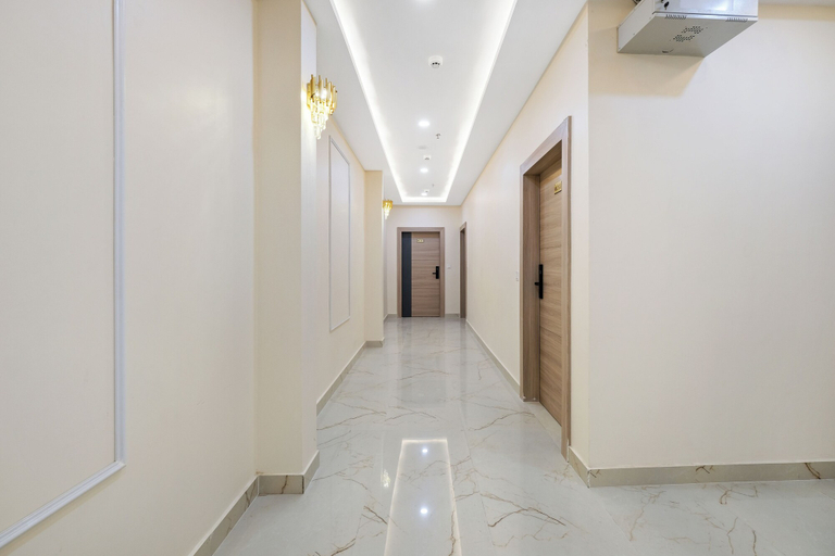Others 1, Hotel Sudarshan, Faizabad