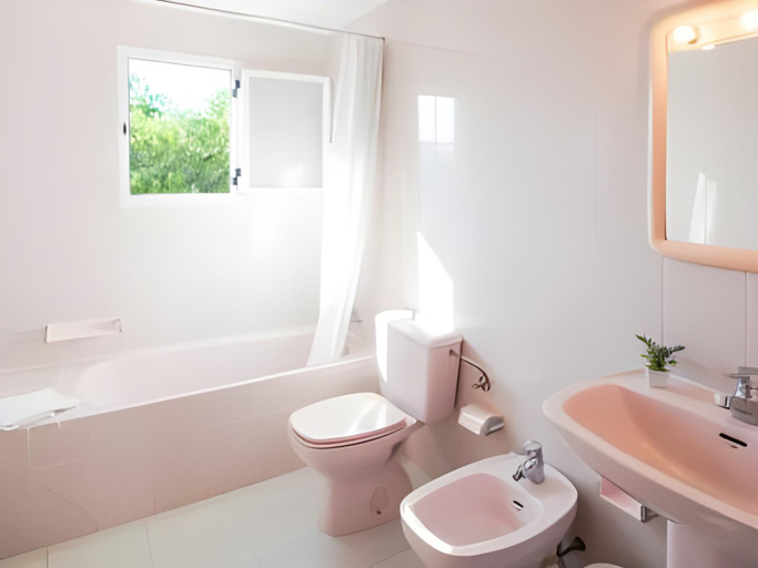 Bathroom 5, Apartamentos Sunset Oasis Ibiza - Only Adults, Baleares