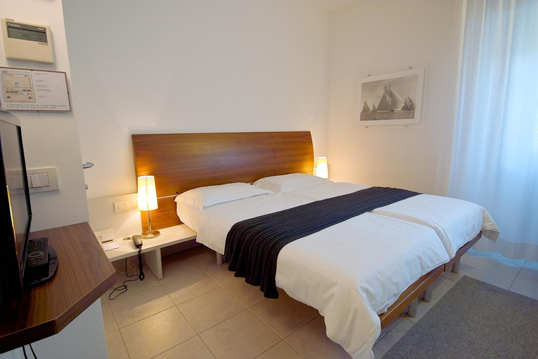 Bedroom 13