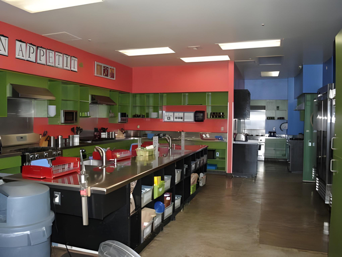 Food & Drinks 5, HI Los Angeles - Santa Monica Hostel, Los Angeles