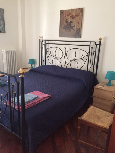 Others 3, B&B Baldari, Taranto