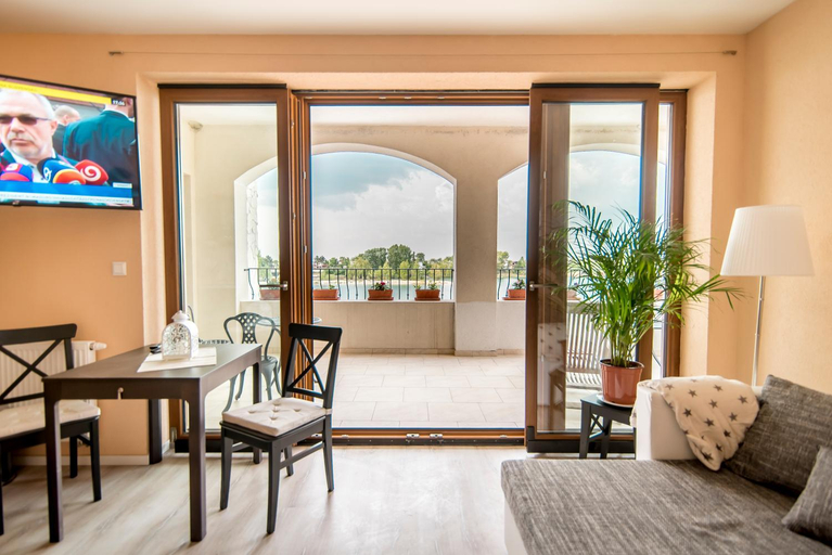 Balcony/terrace 3, Wellness apartmany Furst, Senec