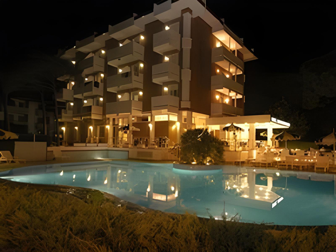 Others 3, Hotel Ambassador Meuble, Udine