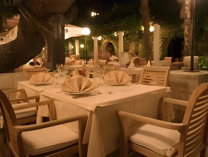 Food & Drinks 4, Villa Riva, Makarska