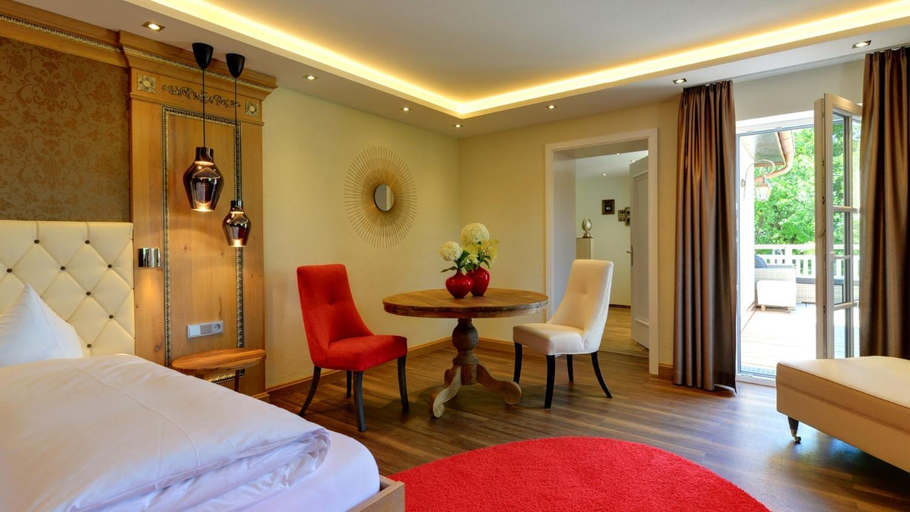 Bedroom 3, Boutique Hotel POST ANDECHS, Starnberg