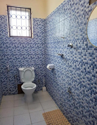 Bathroom 4, Oswald Resort, Nyali