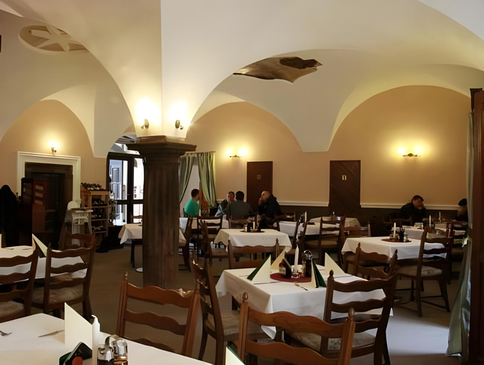Food & Drinks 4, Hotel U Dvou Medvv Dk O, Chomutov