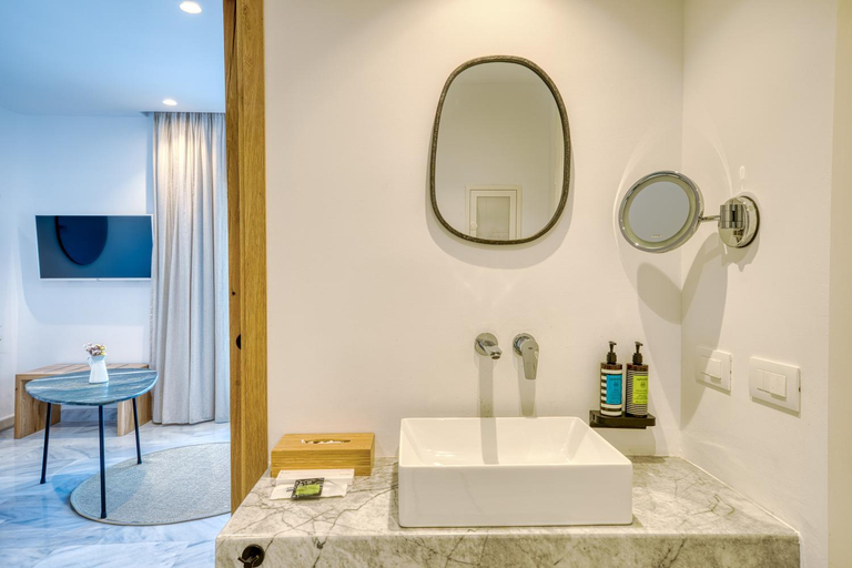 Bathroom 4, San Antonio Summerland Hotel, South Aegean
