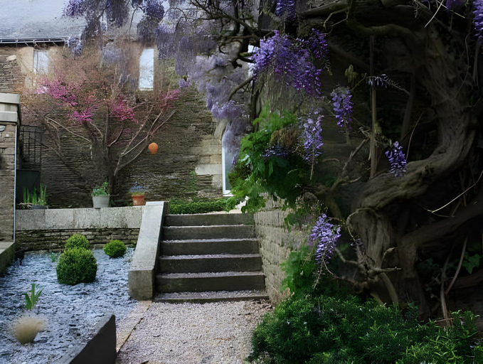 Others 5, Le 14 St Michel, Morbihan