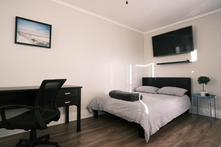 Bedroom 2, Kohzy, Los Angeles