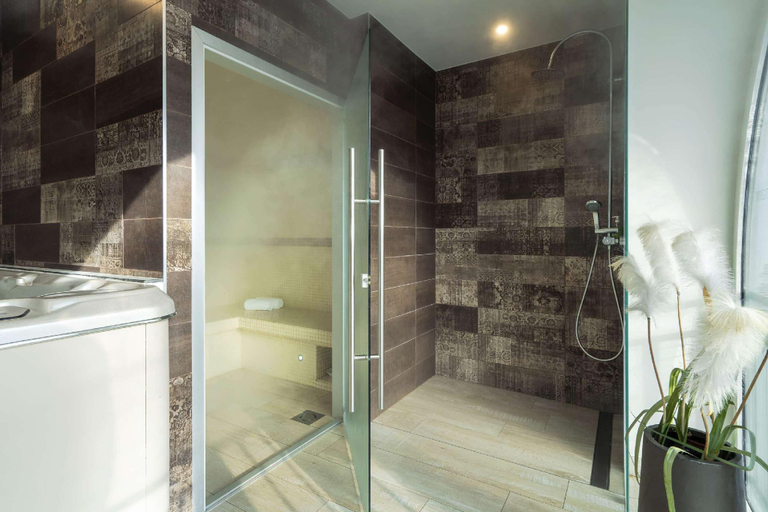 Bathroom 5, Best Western Plus Villa Saint Antoine Hotel & Spa, Loire-Atlantique