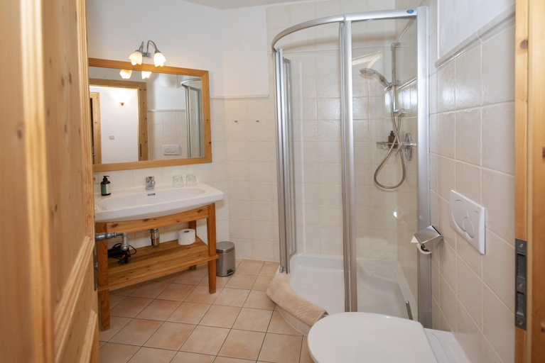Bathroom 3