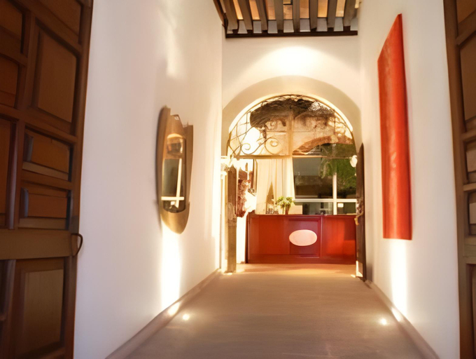 Others 5, Hotel Meson de los Remedios, Morelia