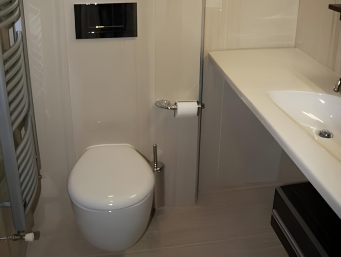 Bathroom 4, Art Hotel Podebrady, Nymburk