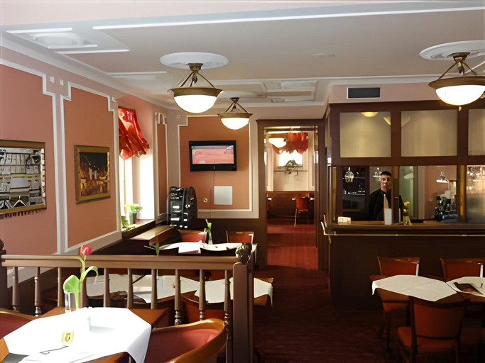 Food & Drinks 4, Hotel Romanza, Cheb