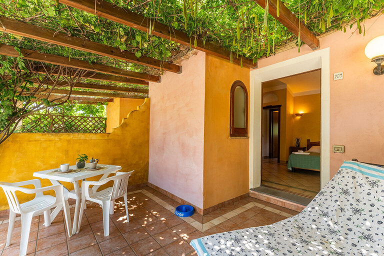 Others 3, Tropical Residence In Santa Margherita, Cagliari