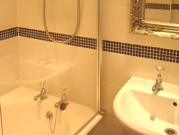 Bathroom 4, The Oxenham Arms Hotel Devon, Devon